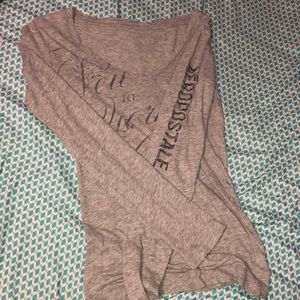 Long sleeve gray shirt